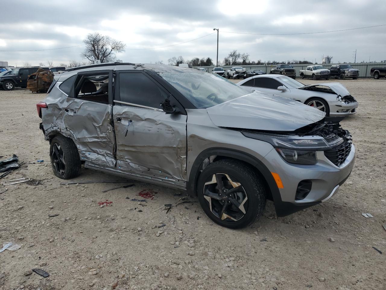 2024 Kia Seltos - Image 4