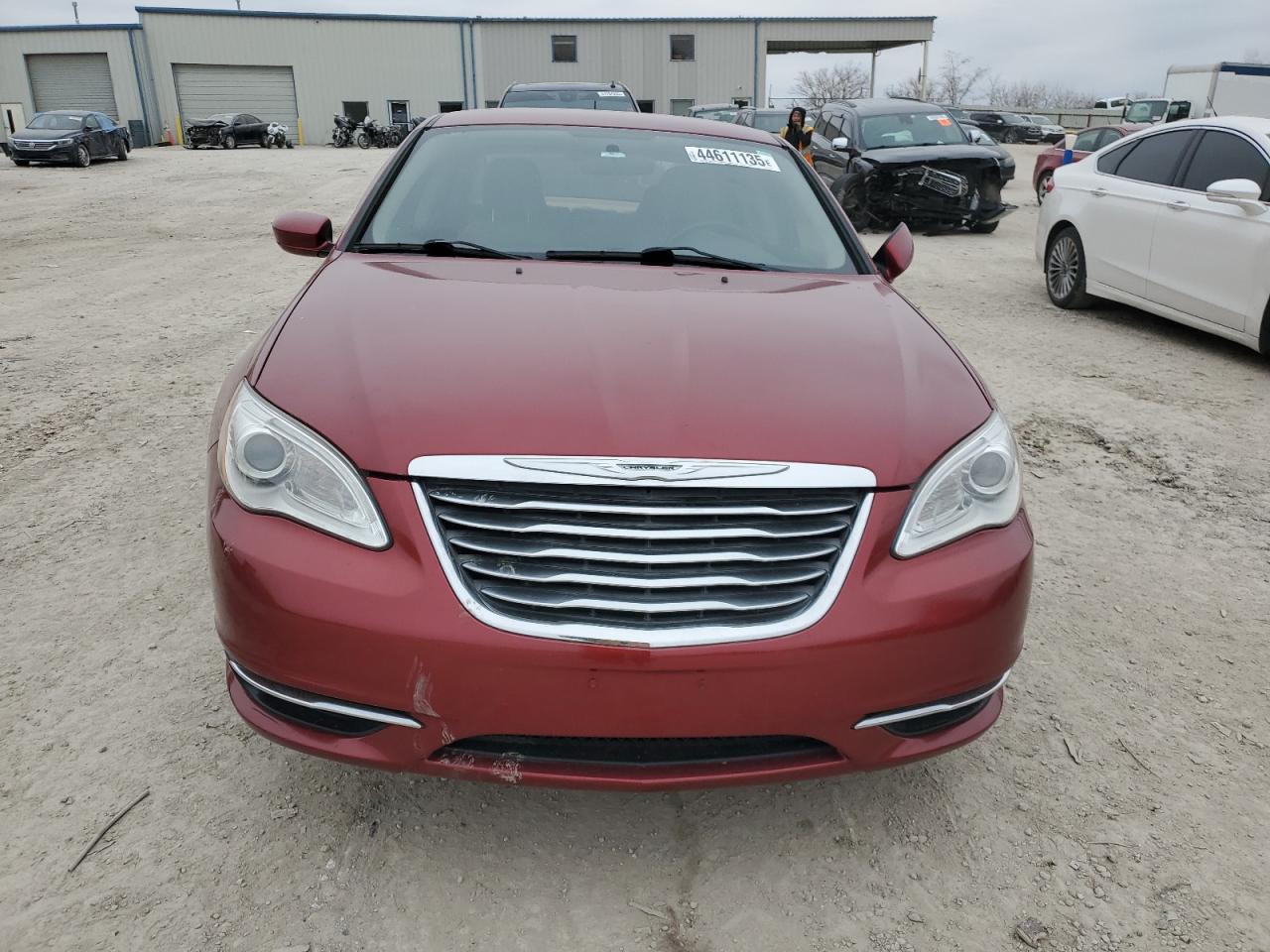 2013 Chrysler 200 - Image 5