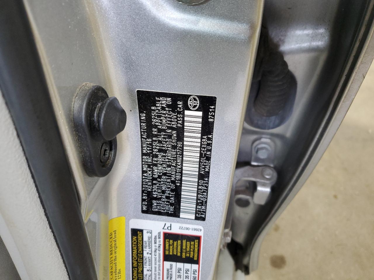 2017 Toyota Camry - Image 13