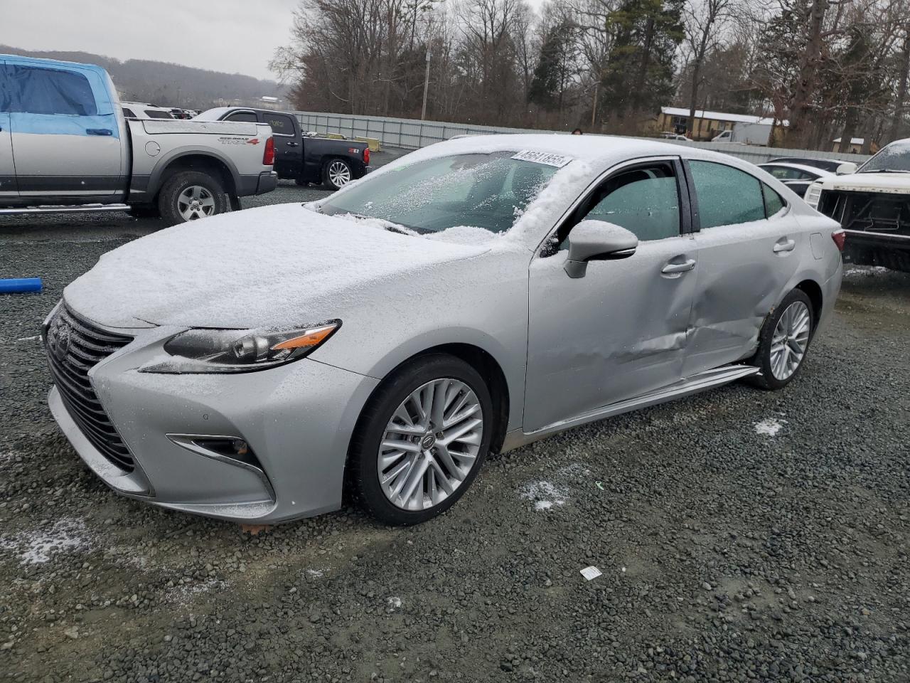 2016 Lexus ES - Image 1