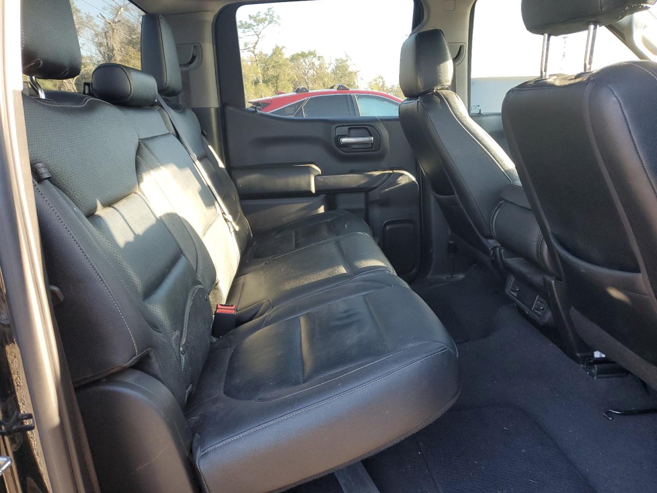 2019 Chevrolet Silverado - Image 10