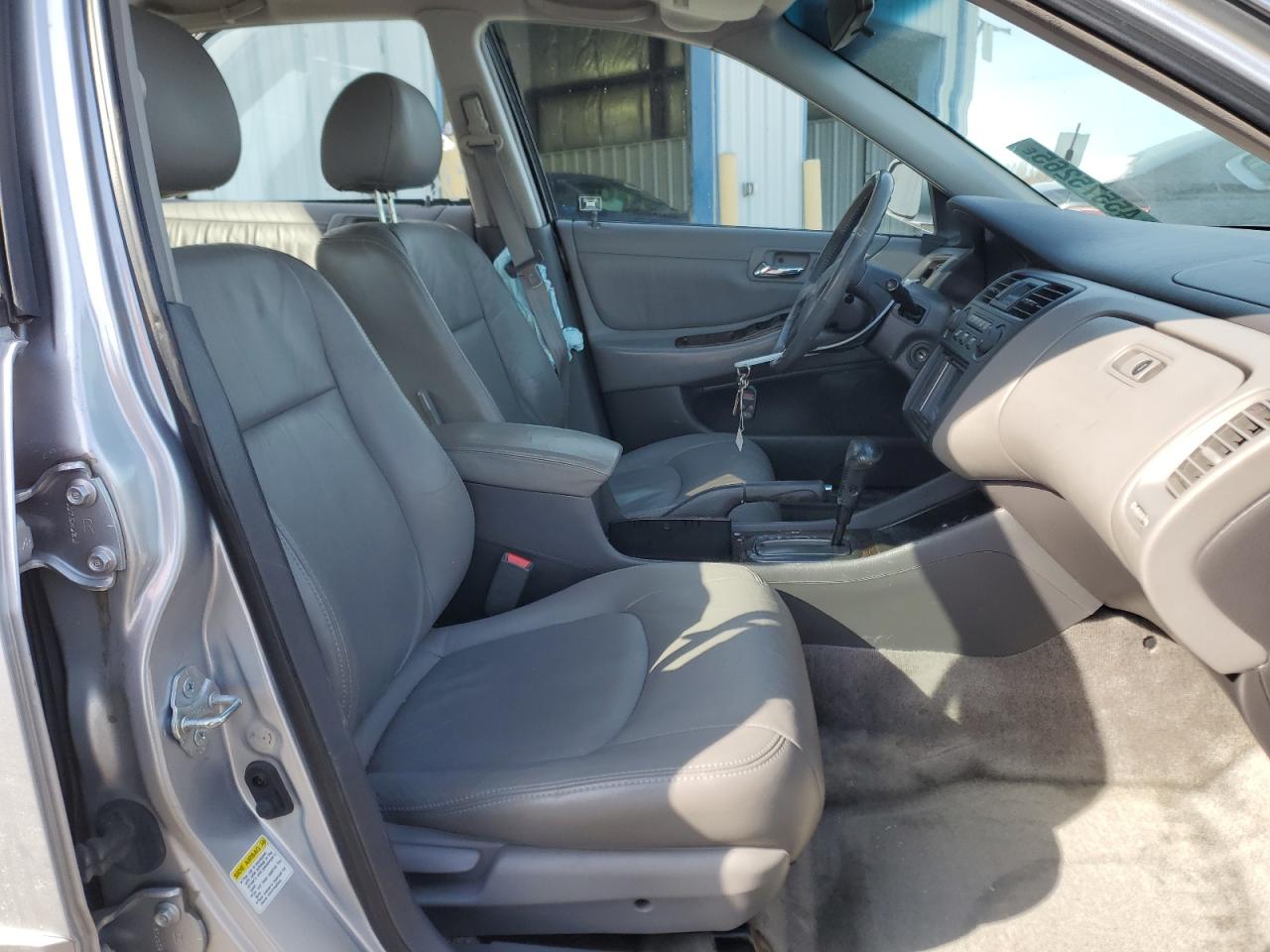 2002 Honda Accord - Image 7