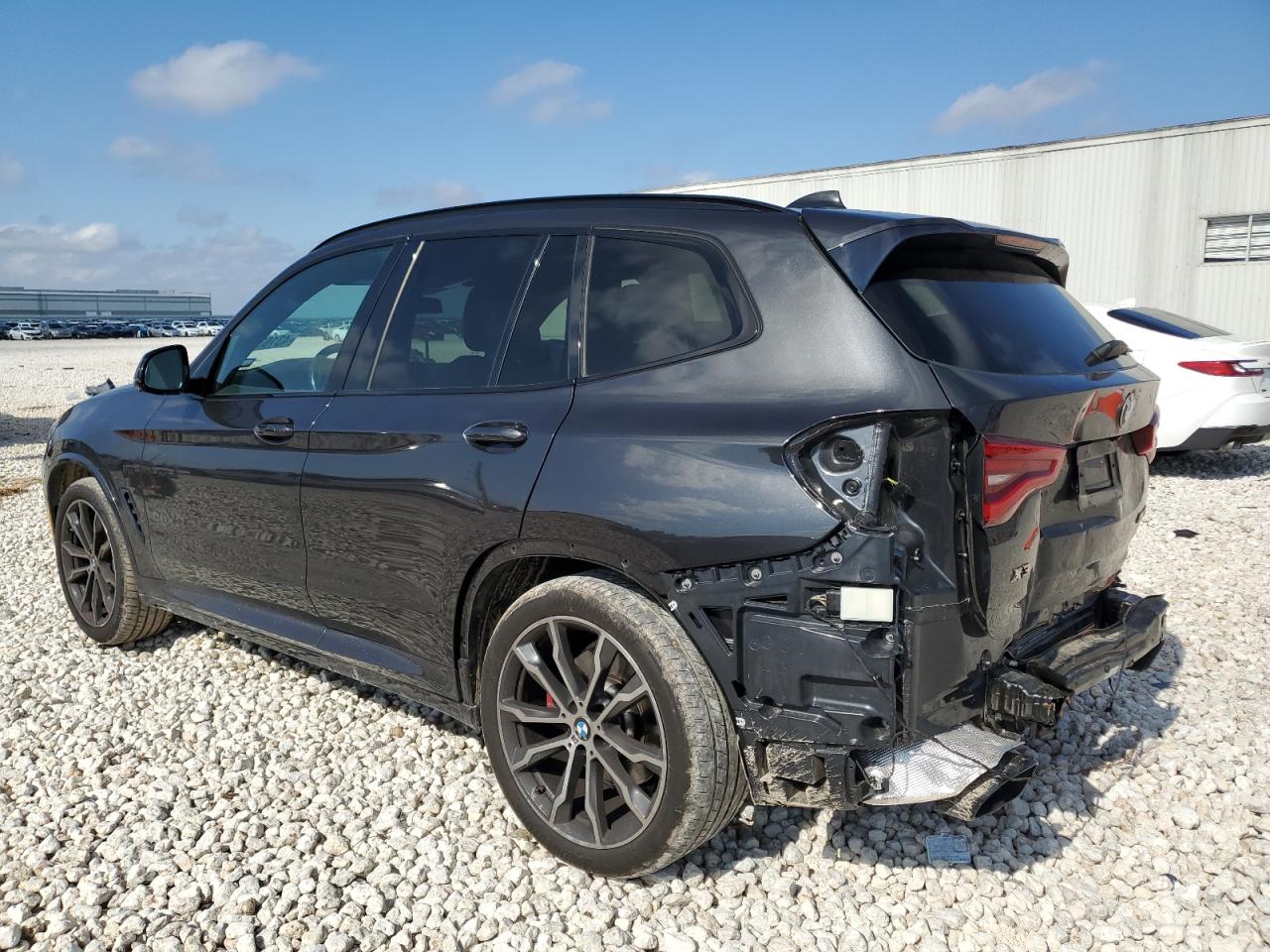 2021 BMW X3 - Image 2