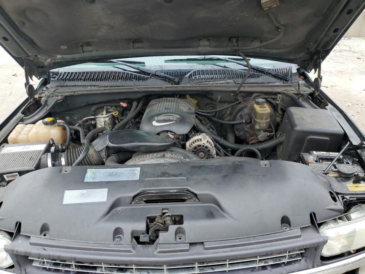 2002 Chevrolet Silverado - Image 11