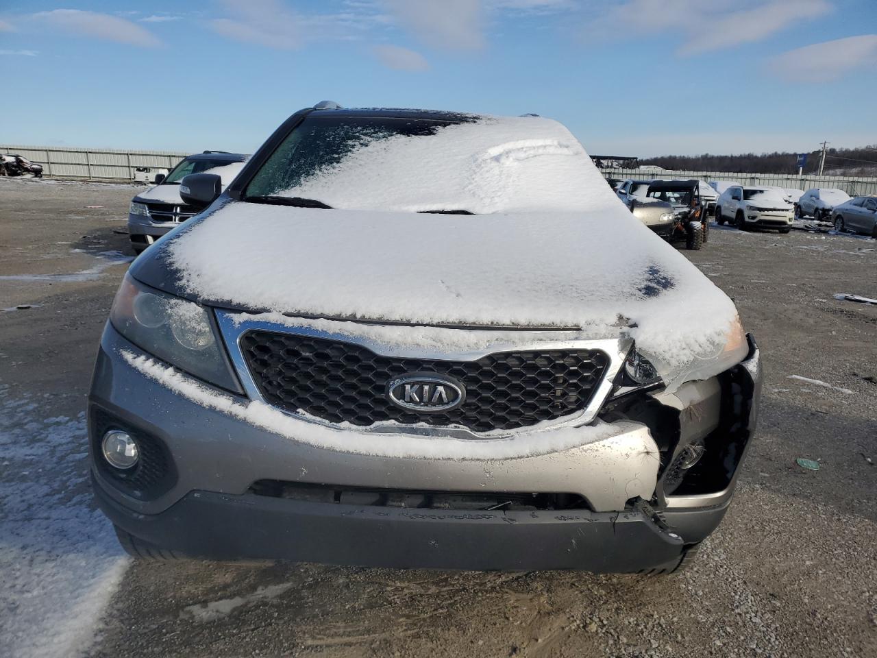 2011 Kia Sorento - Image 5