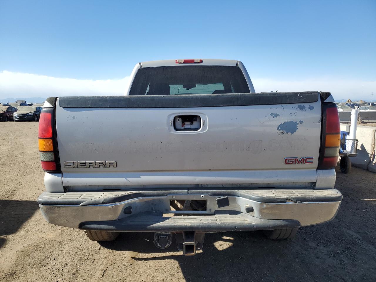 2005 GMC Sierra K1500 Heavy Duty VIN: 1GTGK13U25F854702 Lot: 88795075