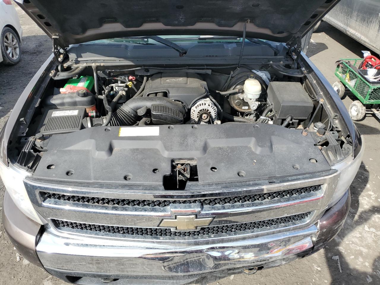 2007 Chevrolet Silverado - Image 11