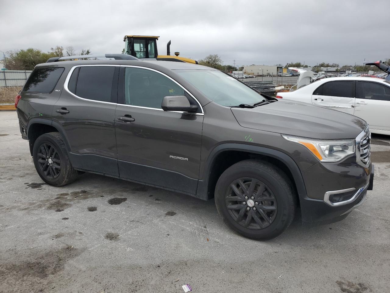 2019 GMC Acadia - Image 4