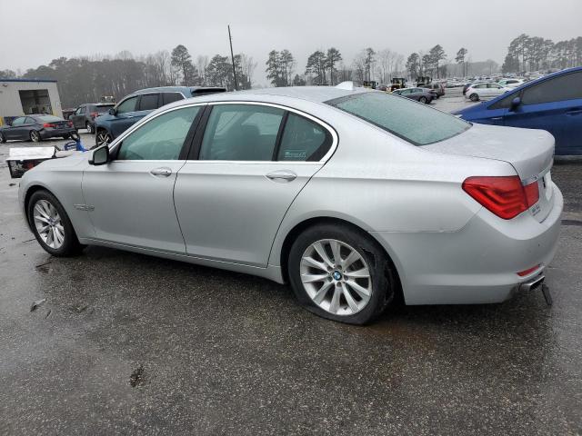 Седаны BMW 7 SERIES 2012 Серебристый