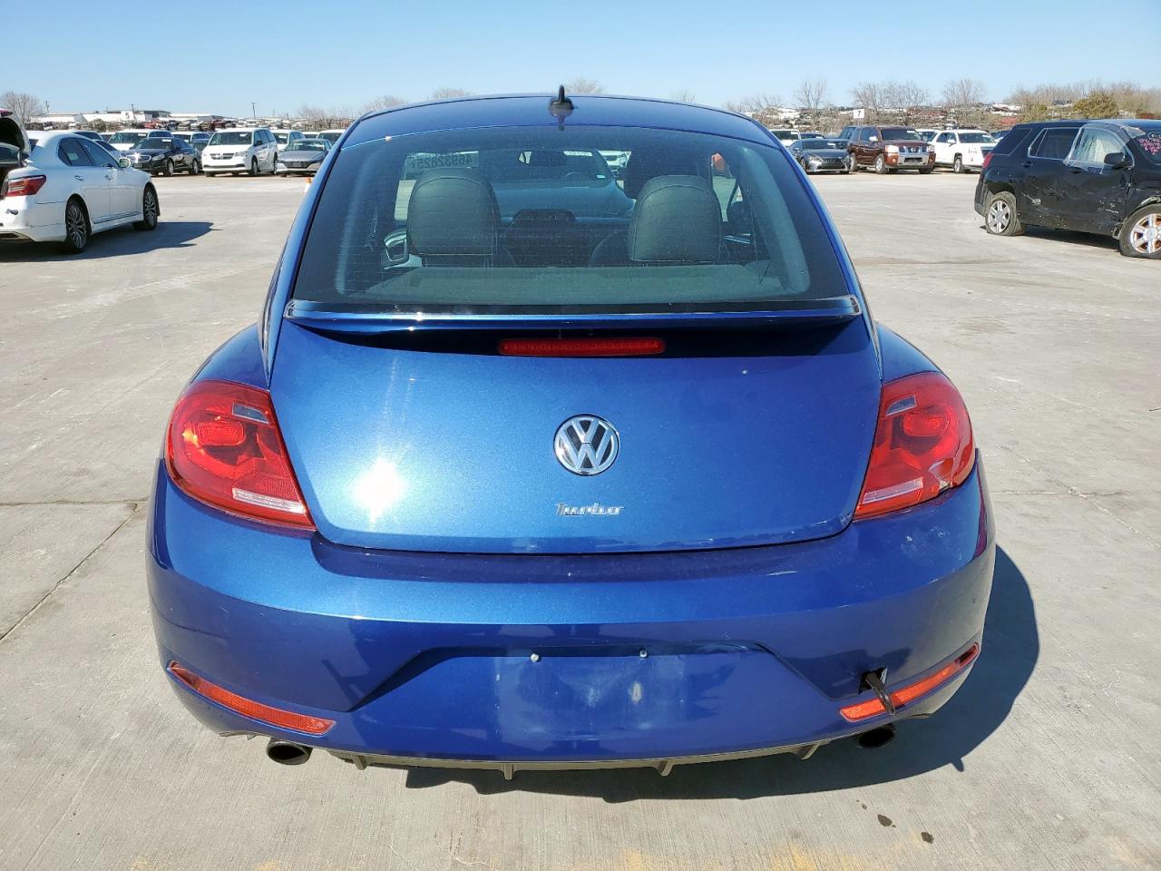 2014 Volkswagen Beetle - Image 6