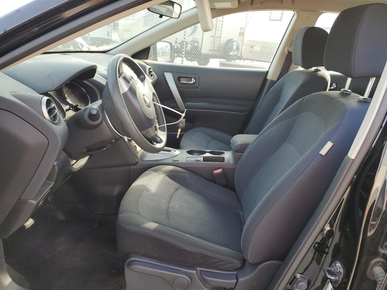 2015 Nissan Rogue - Image 7