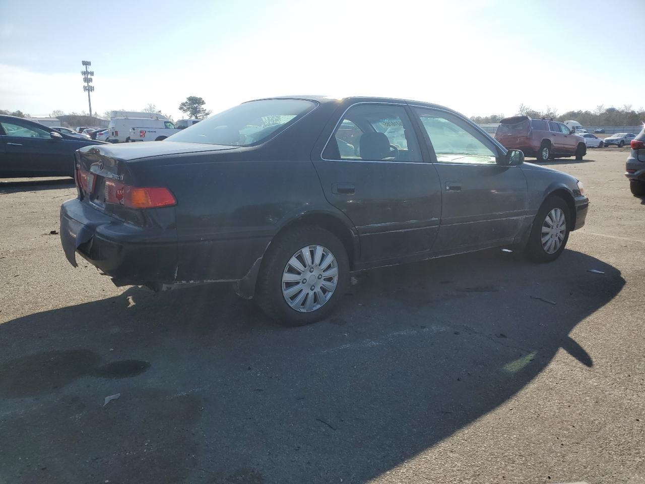 2000 Toyota Camry - Image 3