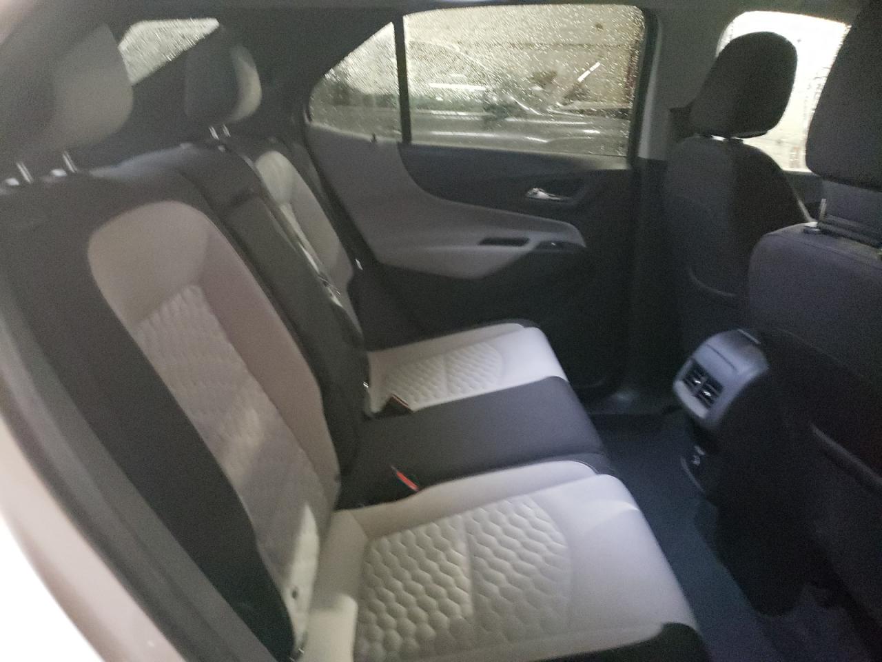2021 Chevrolet Equinox - Image 11