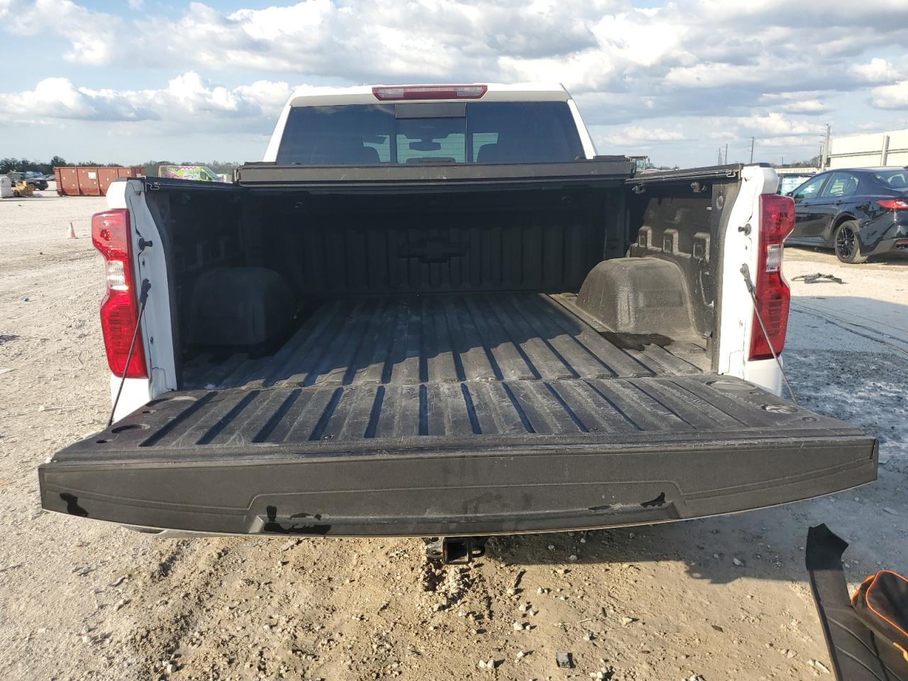 2020 Chevrolet Silverado - Image 6