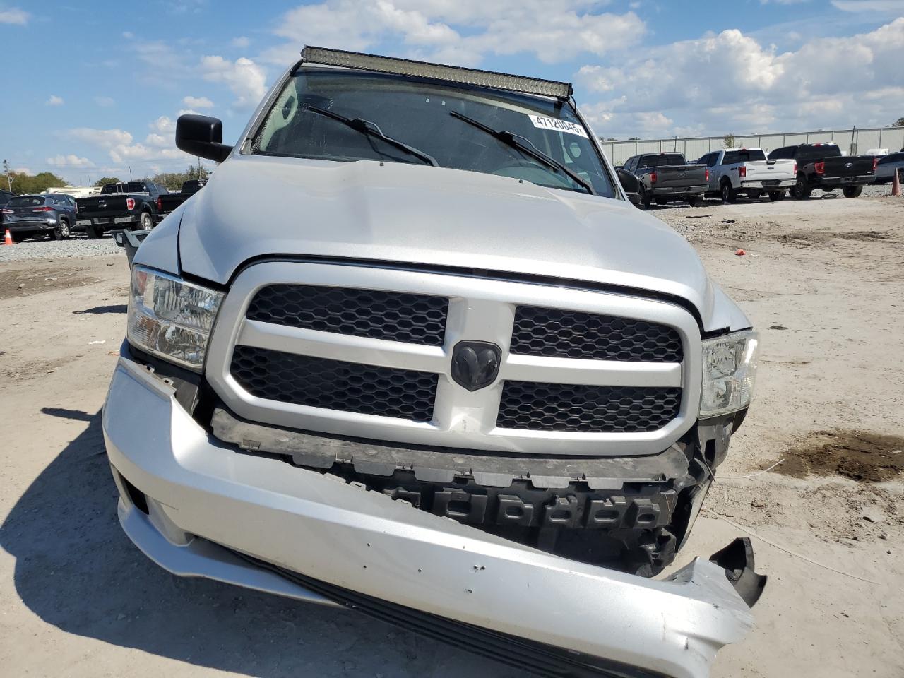 2015 RAM 1500 - Image 5