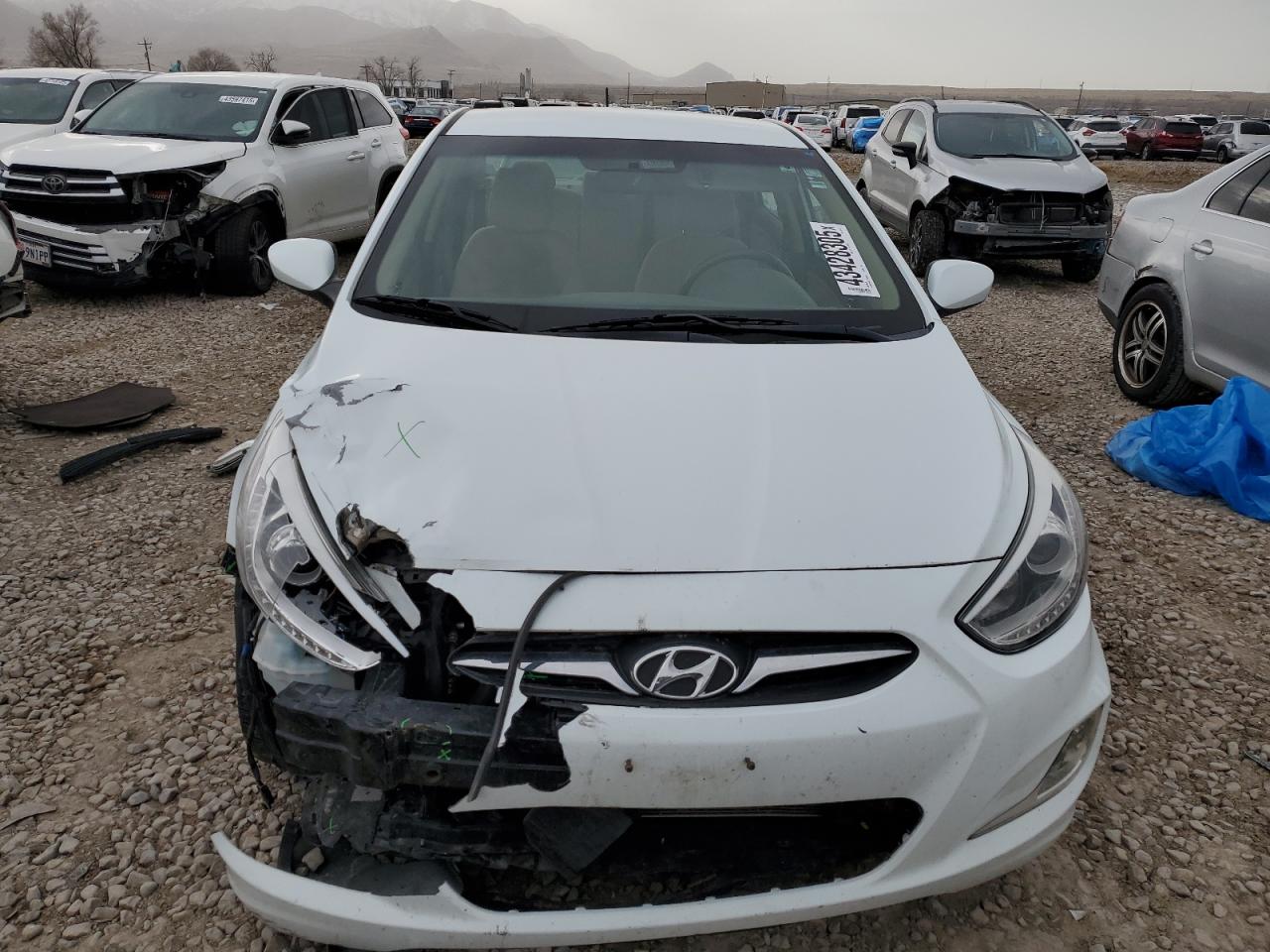 2014 Hyundai Accent - Image 5