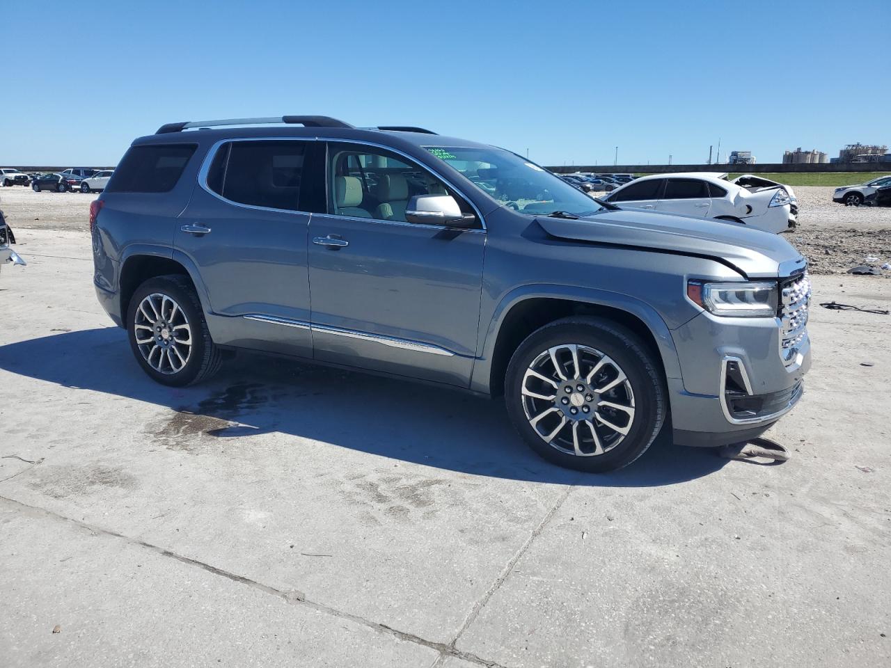 2021 GMC Acadia - Image 4