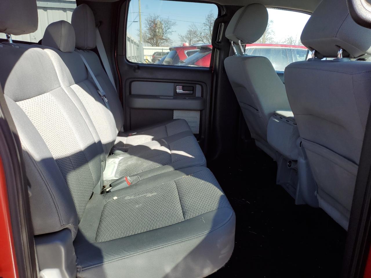 2013 Ford F-150 - Image 10