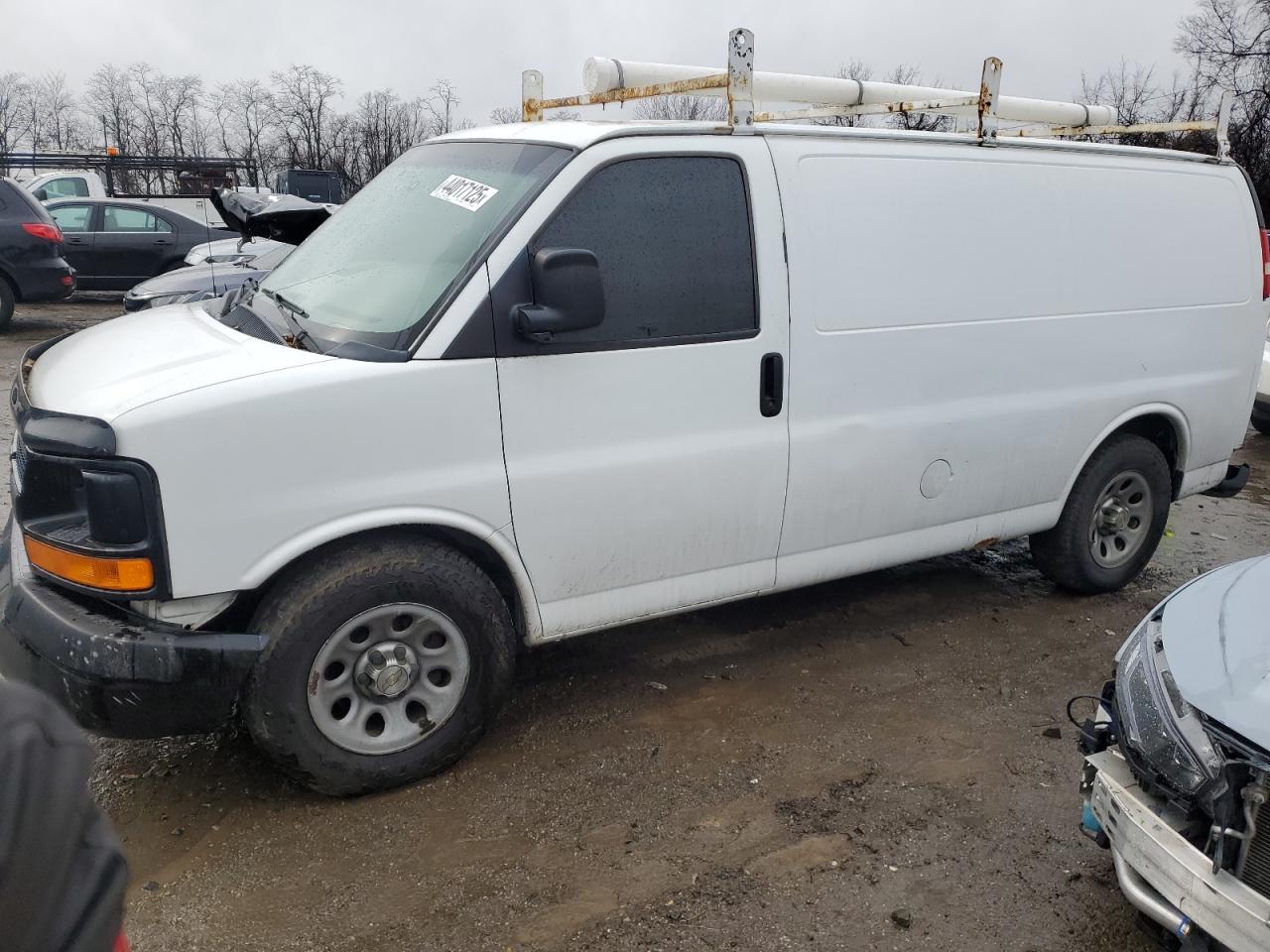 2014 Chevrolet Express - Image 1