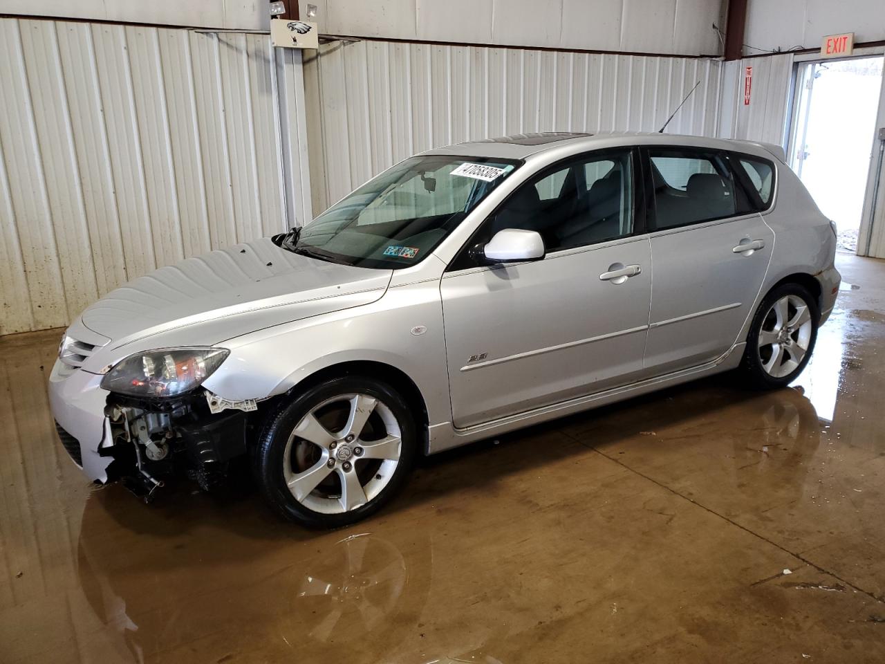 2005 Mazda 3 Hatchback للبيع في Pennsburg، PA - Front End