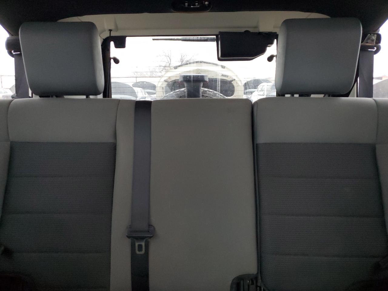 2010 Jeep Wrangler - Image 10