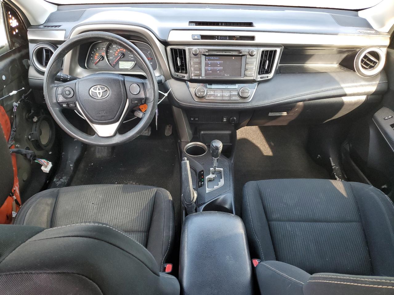 2015 Toyota RAV 4 - Image 8