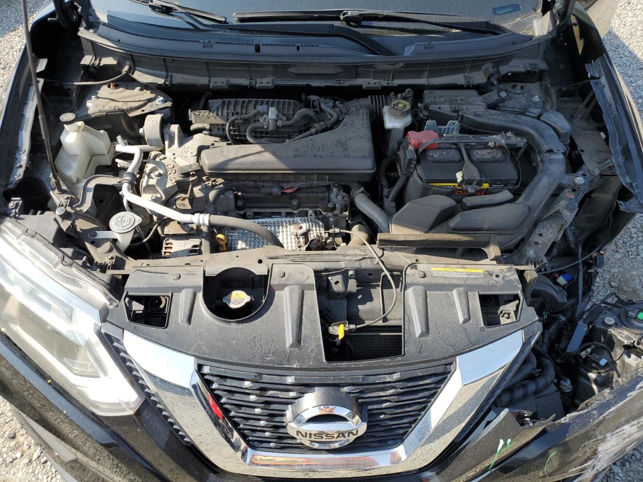 2017 Nissan Rogue - Image 11