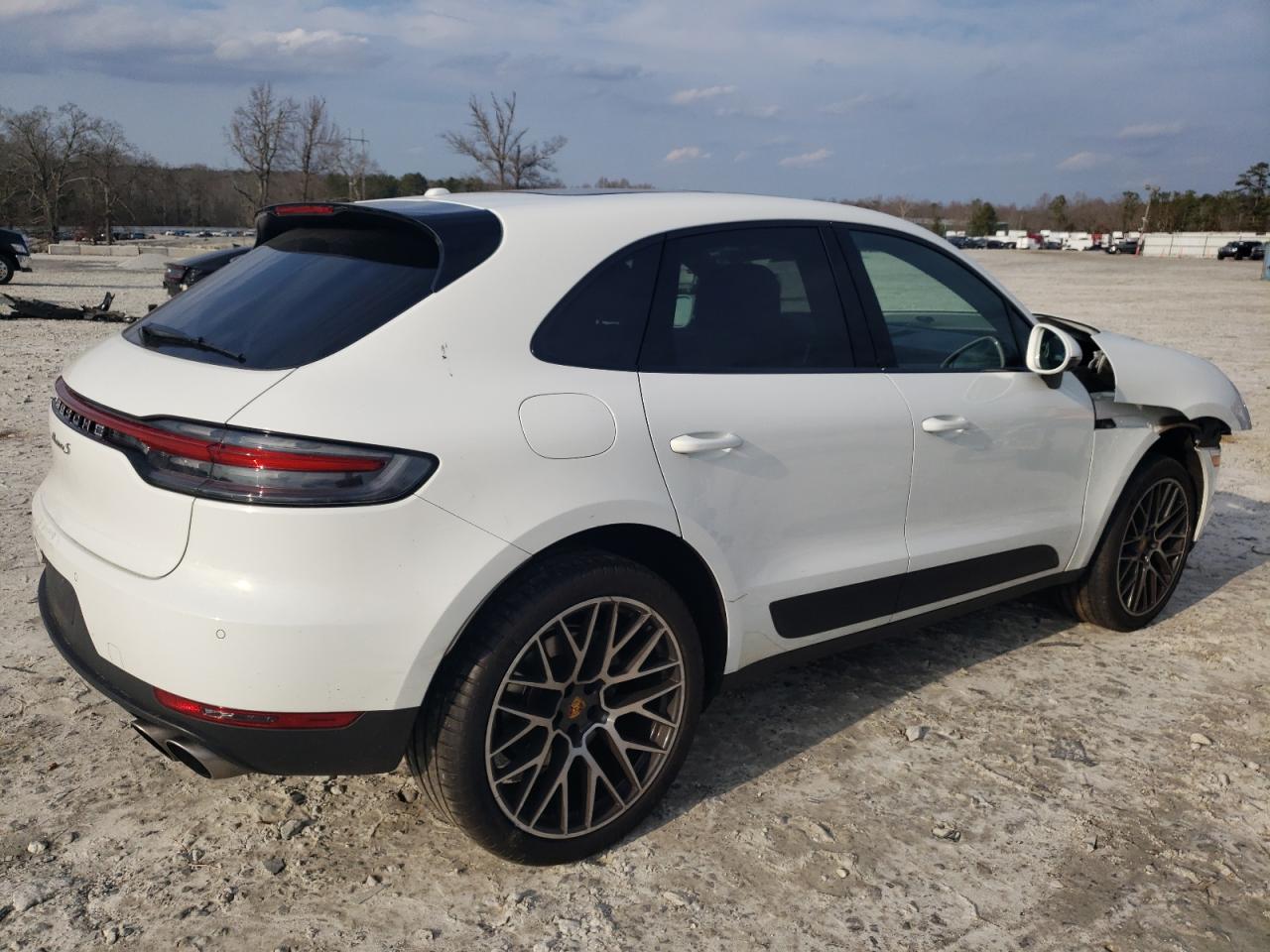 2019 Porsche Macan - Image 3