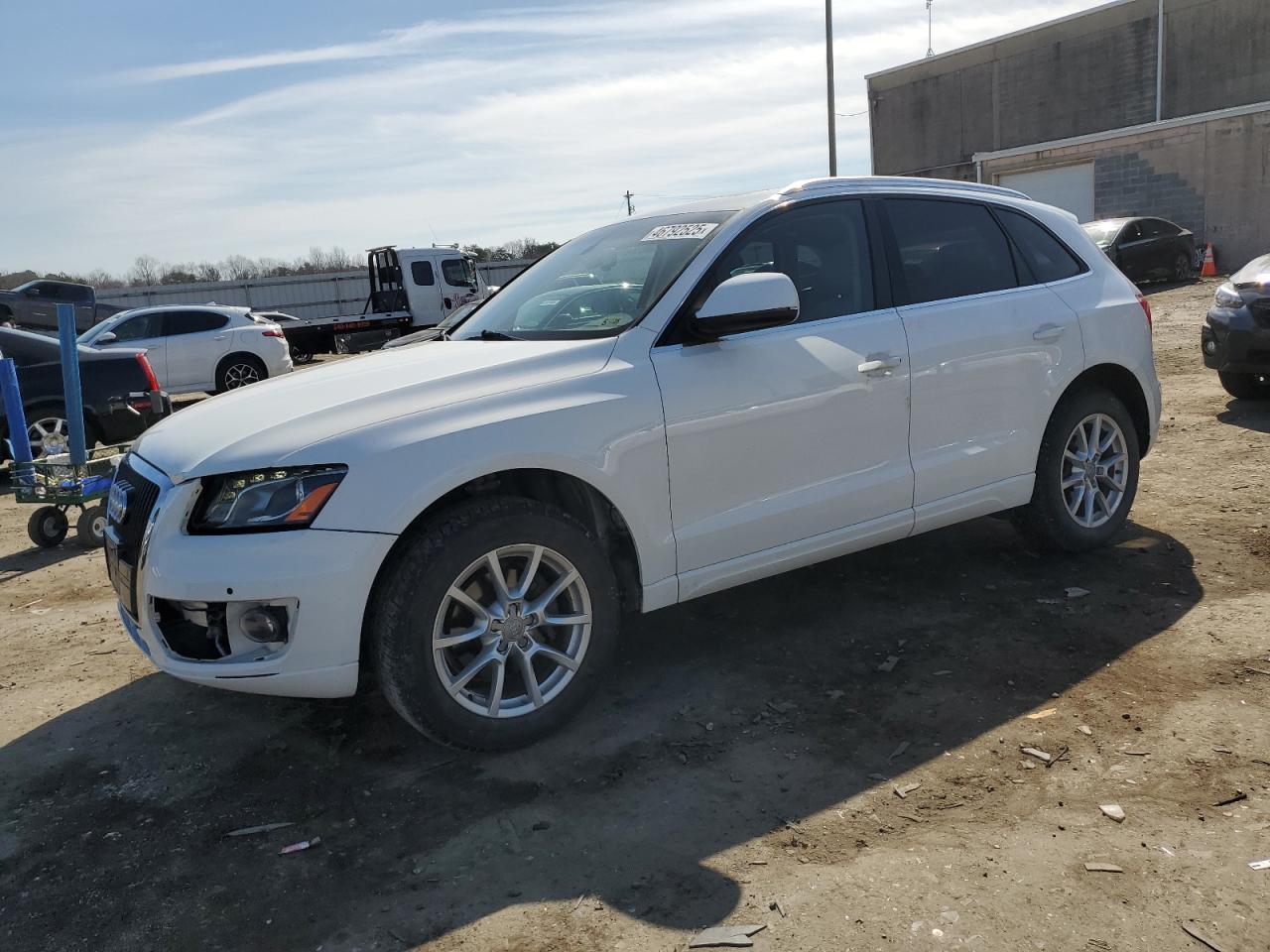 2010 Audi Q5 - Image 1