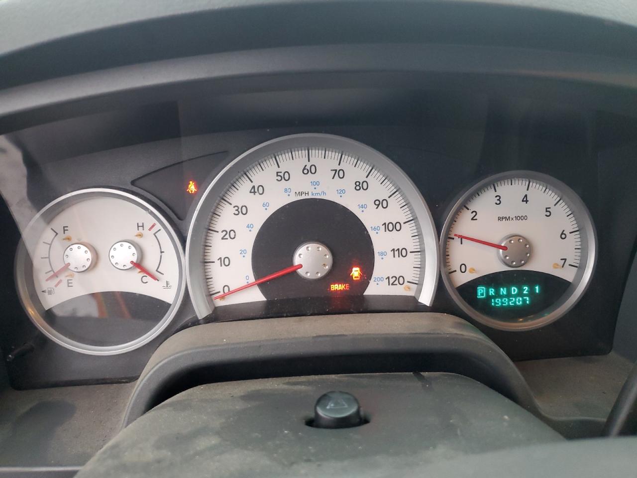 2005 Dodge Dakota - Image 9