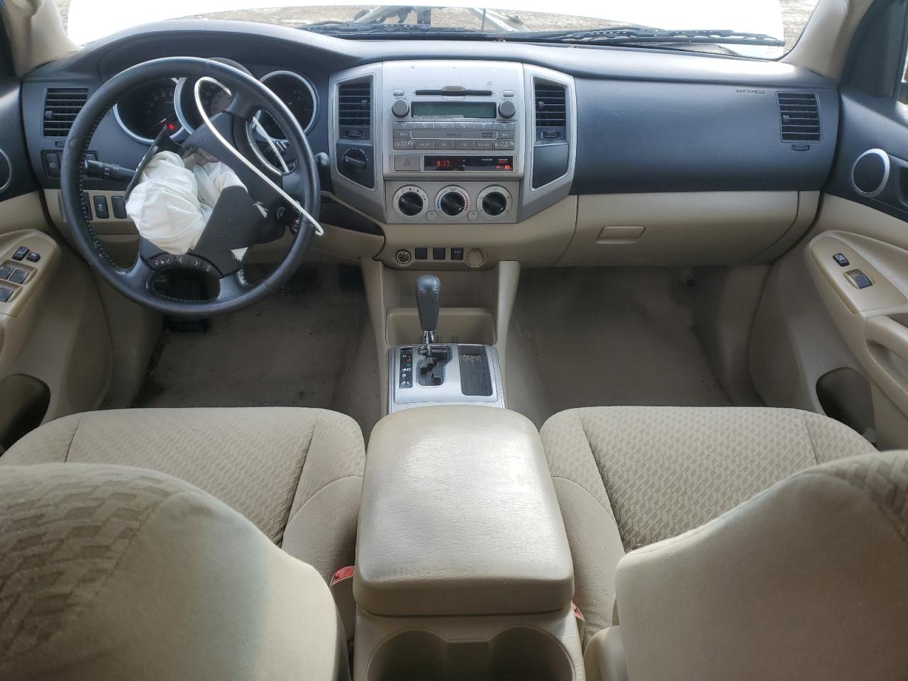 2011 Toyota Tacoma - Image 8