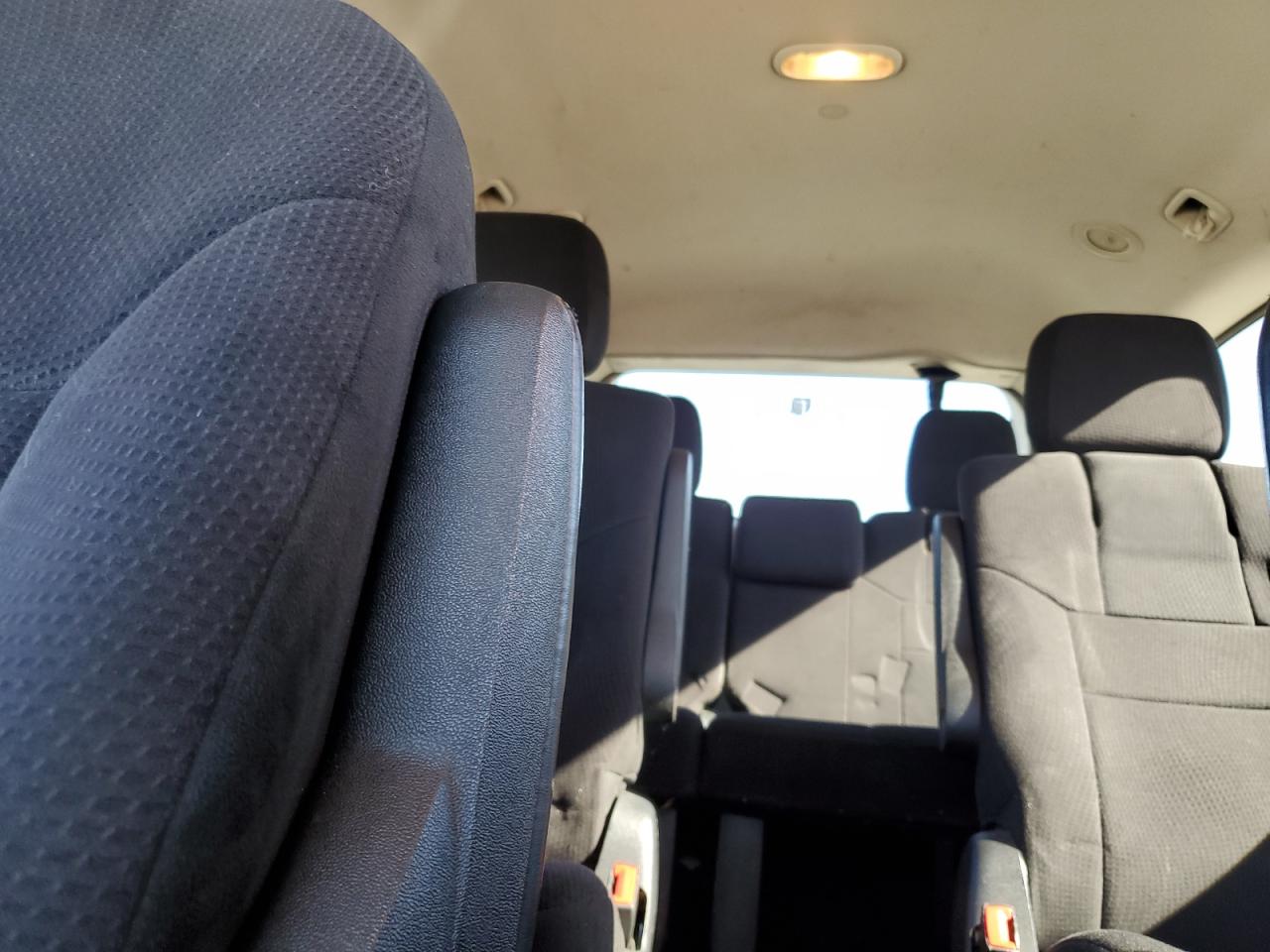 2011 Dodge Caravan - Image 10