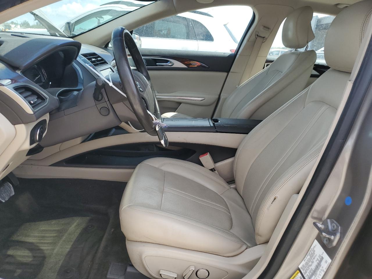 2016 Lincoln MKZ - Image 7