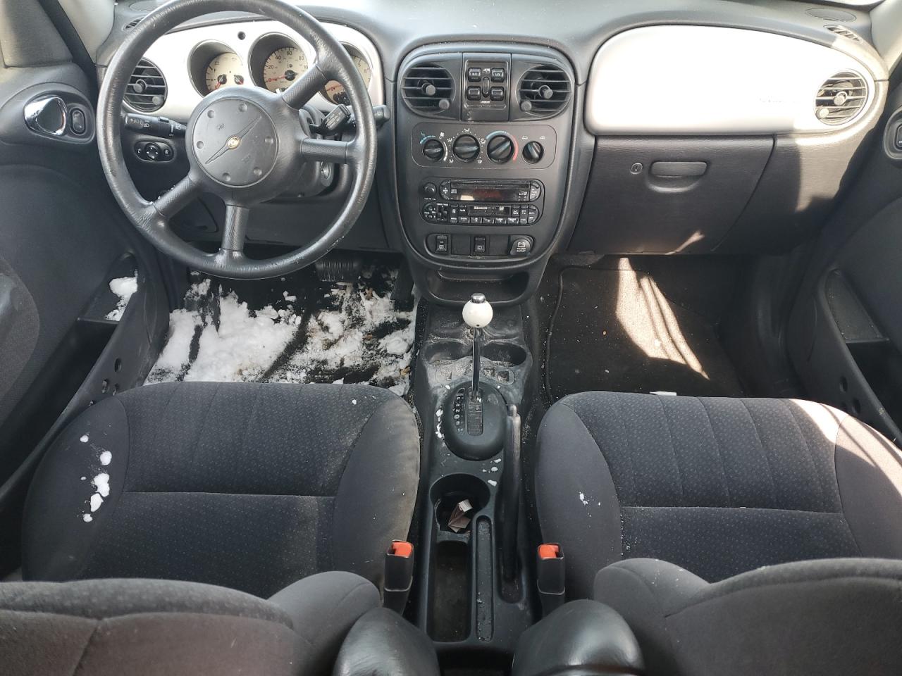 2003 Chrysler PT Cruiser - Image 8