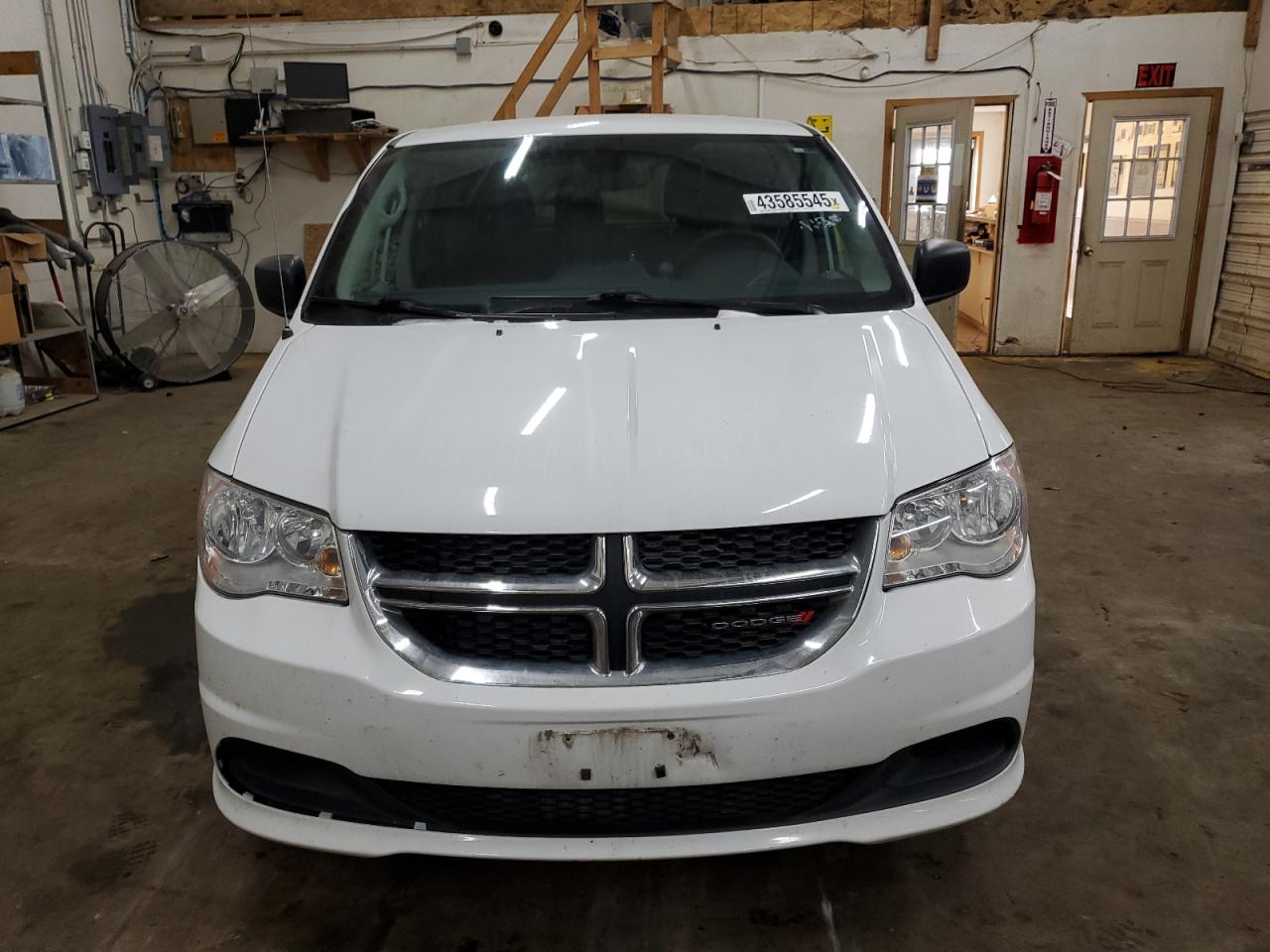 2020 Dodge Caravan - Image 5
