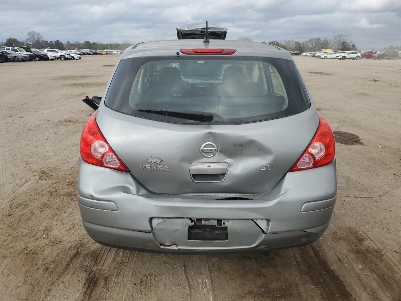 2009 Nissan Versa - Image 6