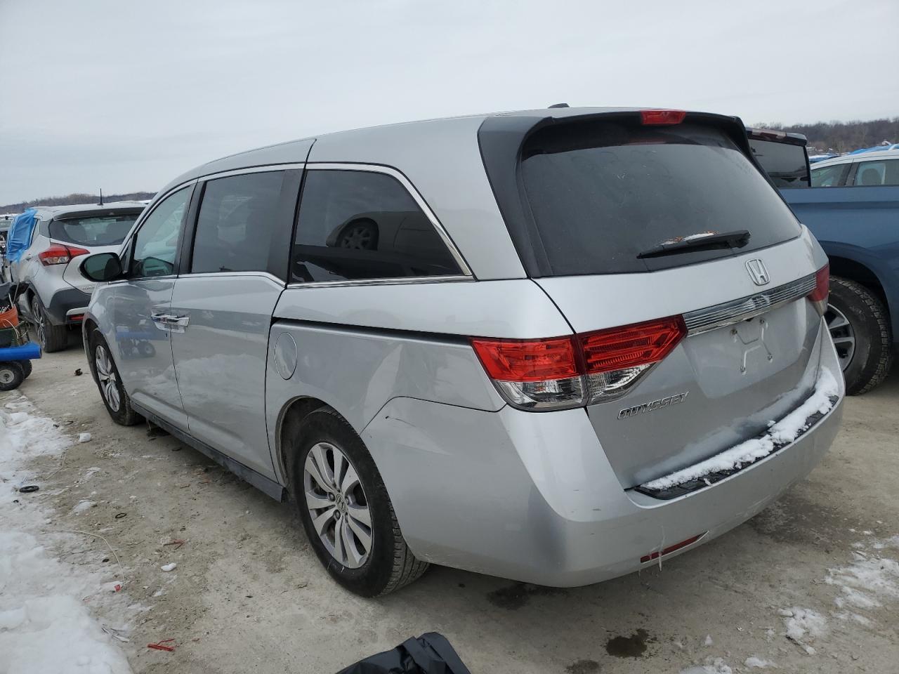 2015 Honda Odyssey - Image 2