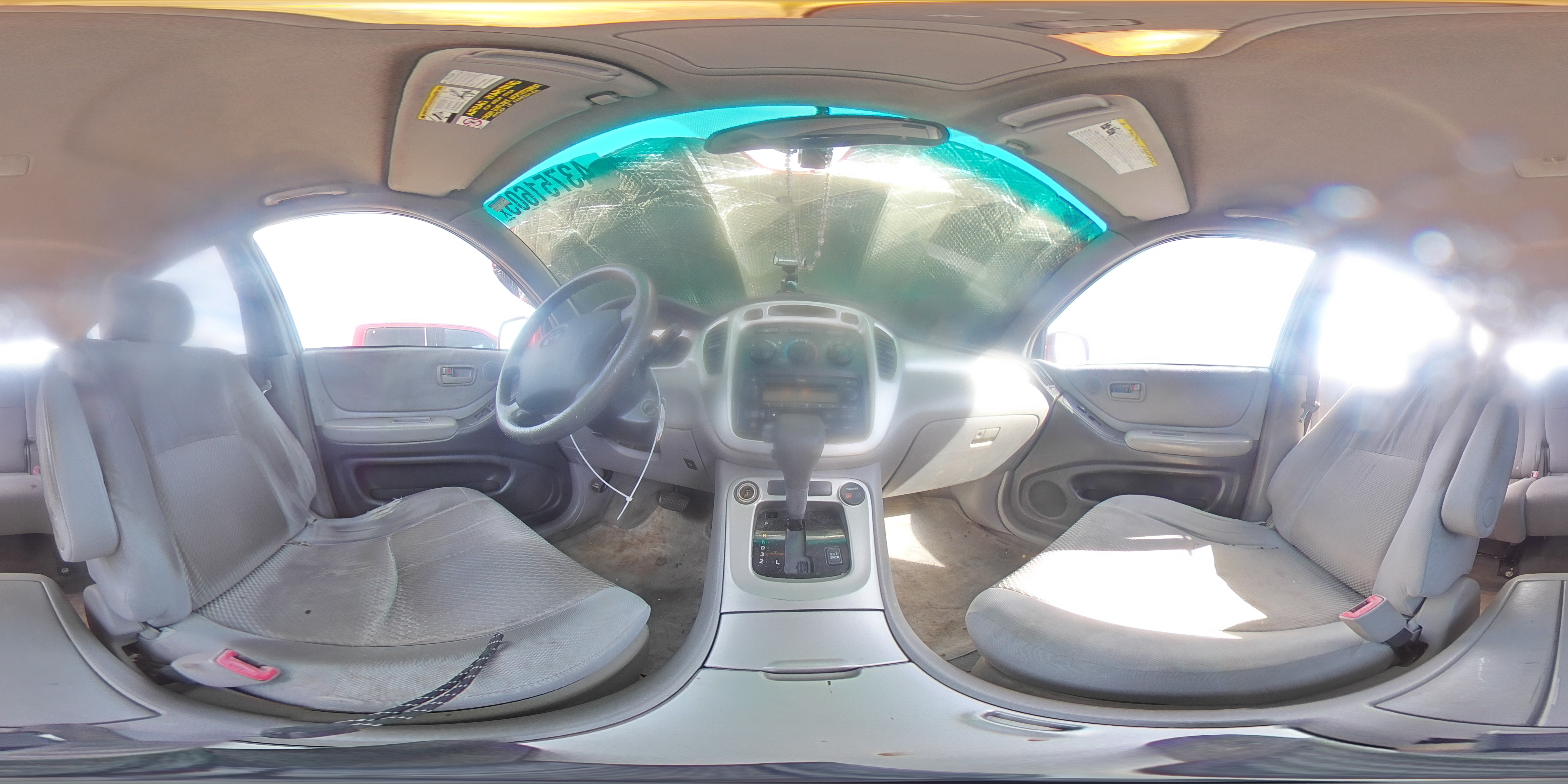 2005 Toyota Highlander - Image 13