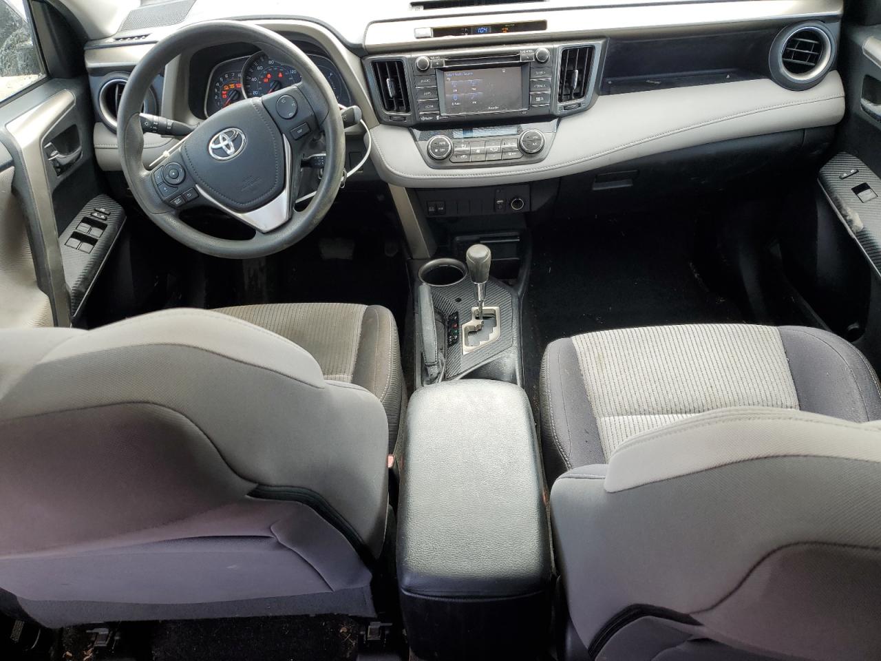 2015 Toyota RAV 4 - Image 8