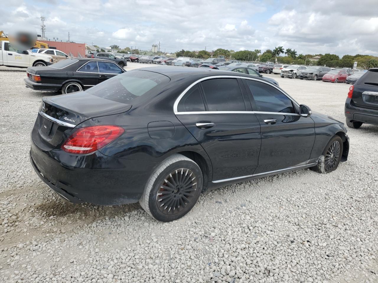 2015 Mercedes-Benz C-klasse - Image 3