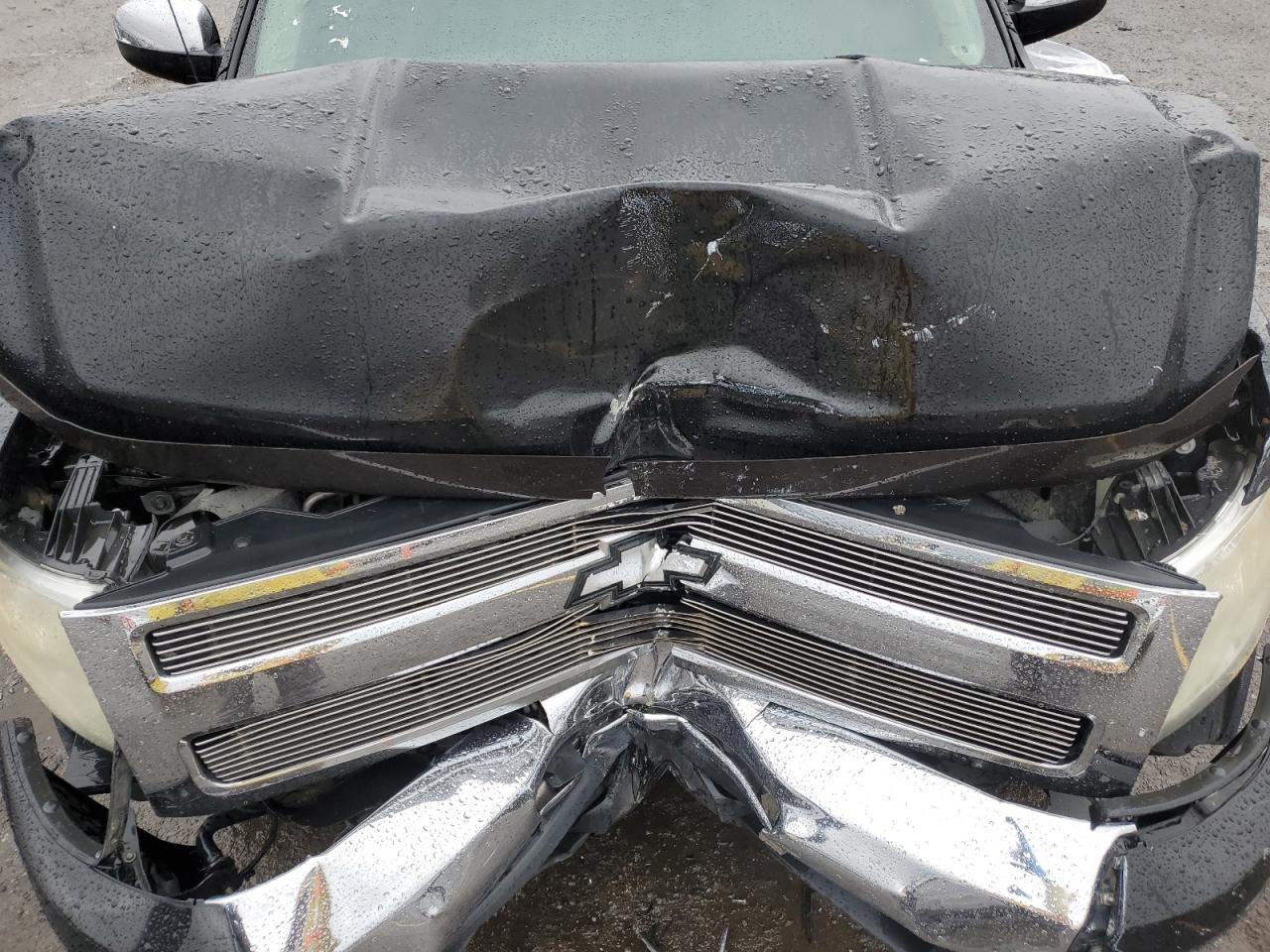 2011 Chevrolet Silverado - Image 12