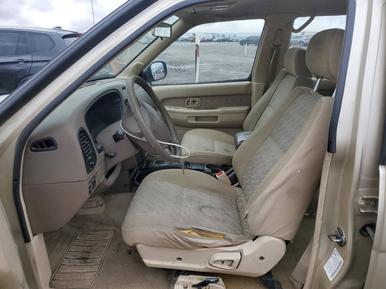 1999 Nissan Pathfinder - Image 7