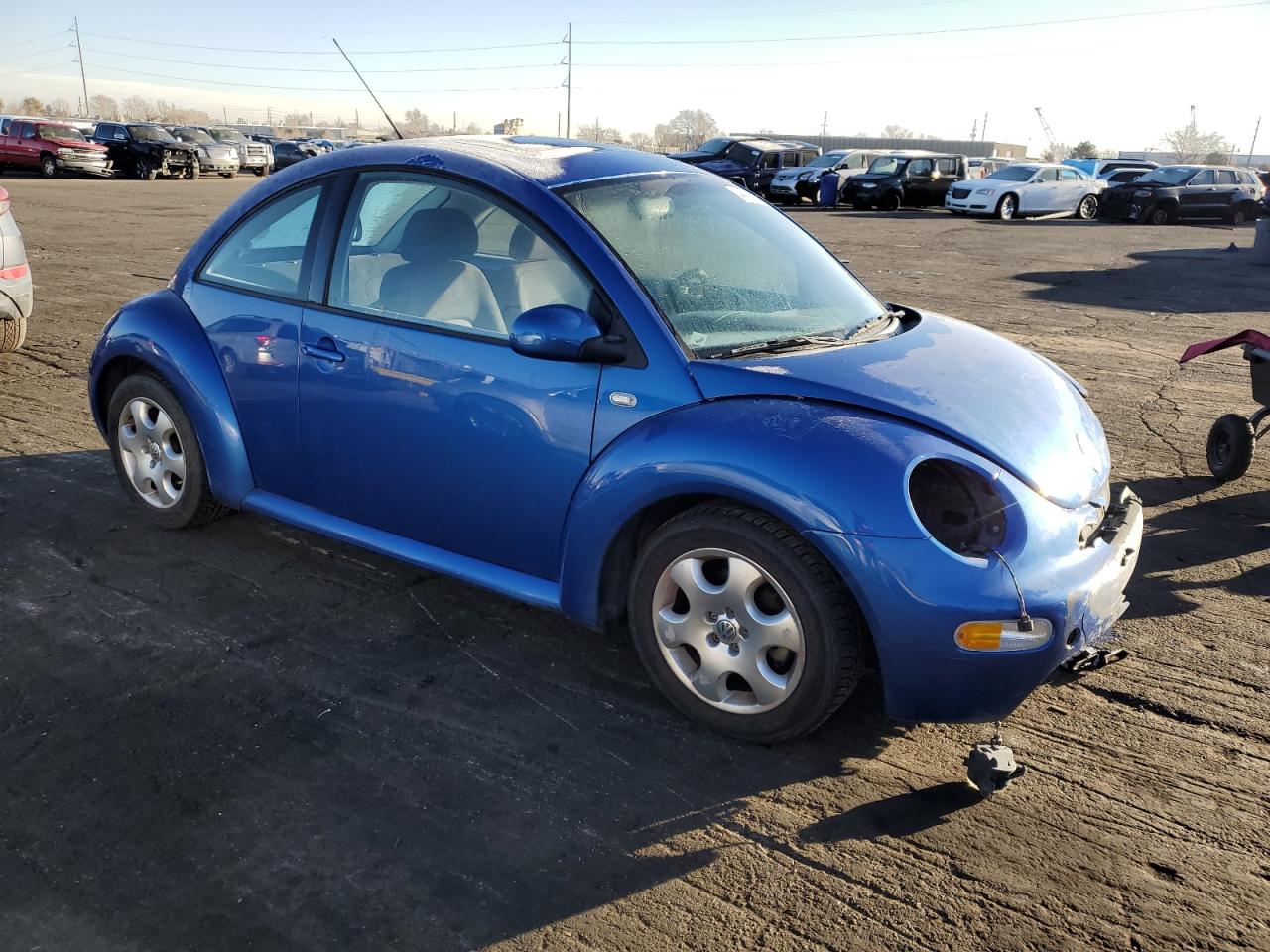 2003 Volkswagen Beetle - Image 4