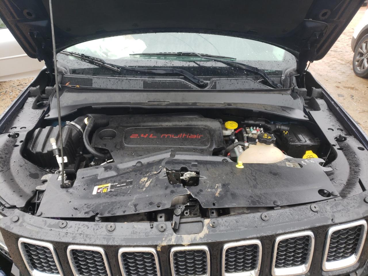 2019 Jeep Compass - Image 11