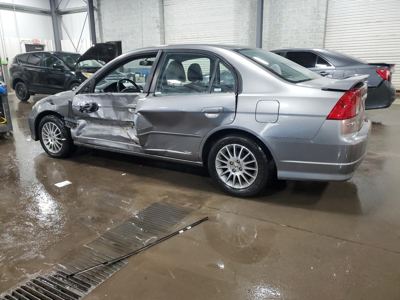 2005 Honda Civic - Image 2