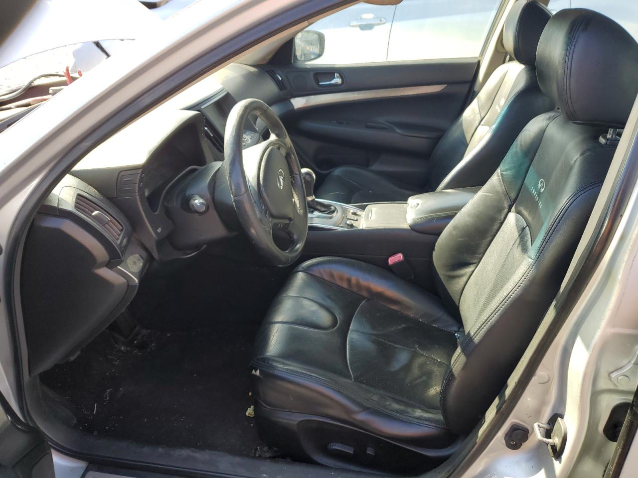2012 Infiniti G - Image 7