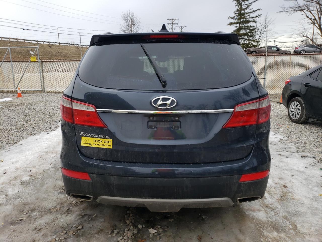 2014 Hyundai Santa Fe - Image 6