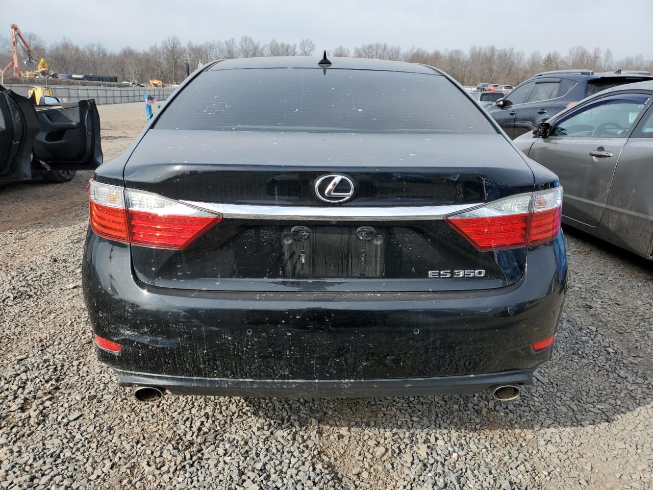 2013 Lexus ES - Image 6