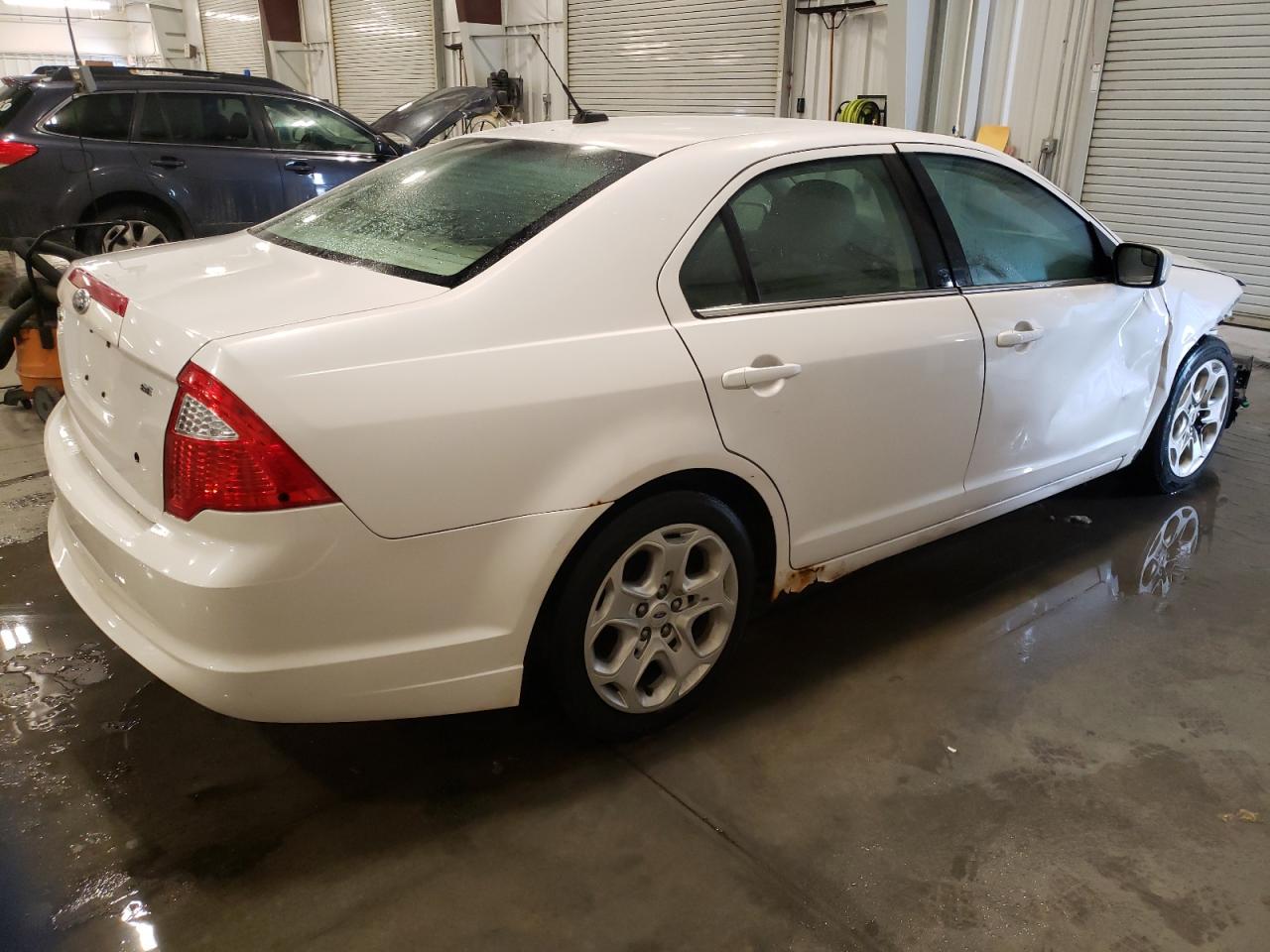 2011 Ford Fusion - Image 3