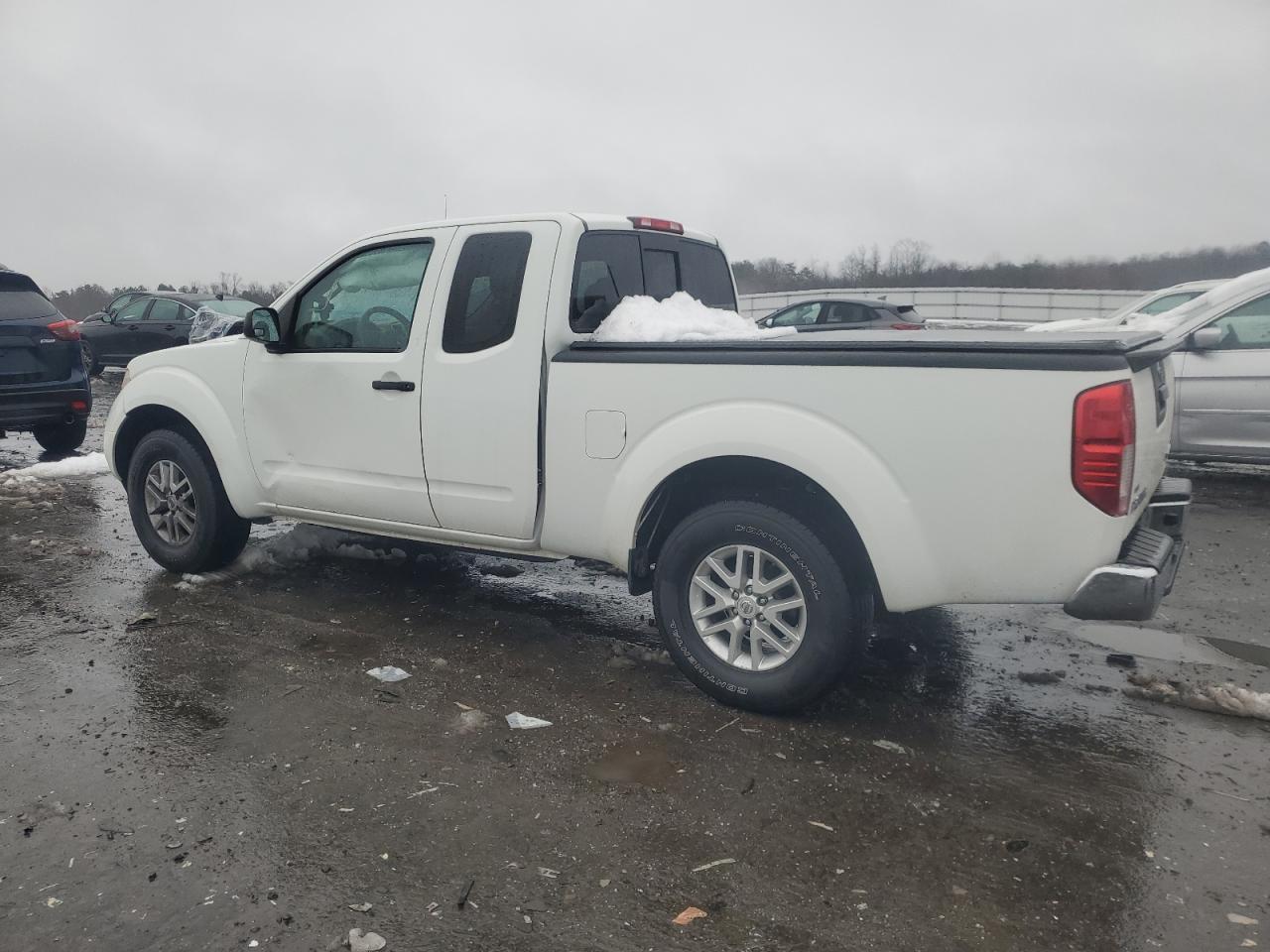 2015 Nissan Navara (Frontier) - Image 2